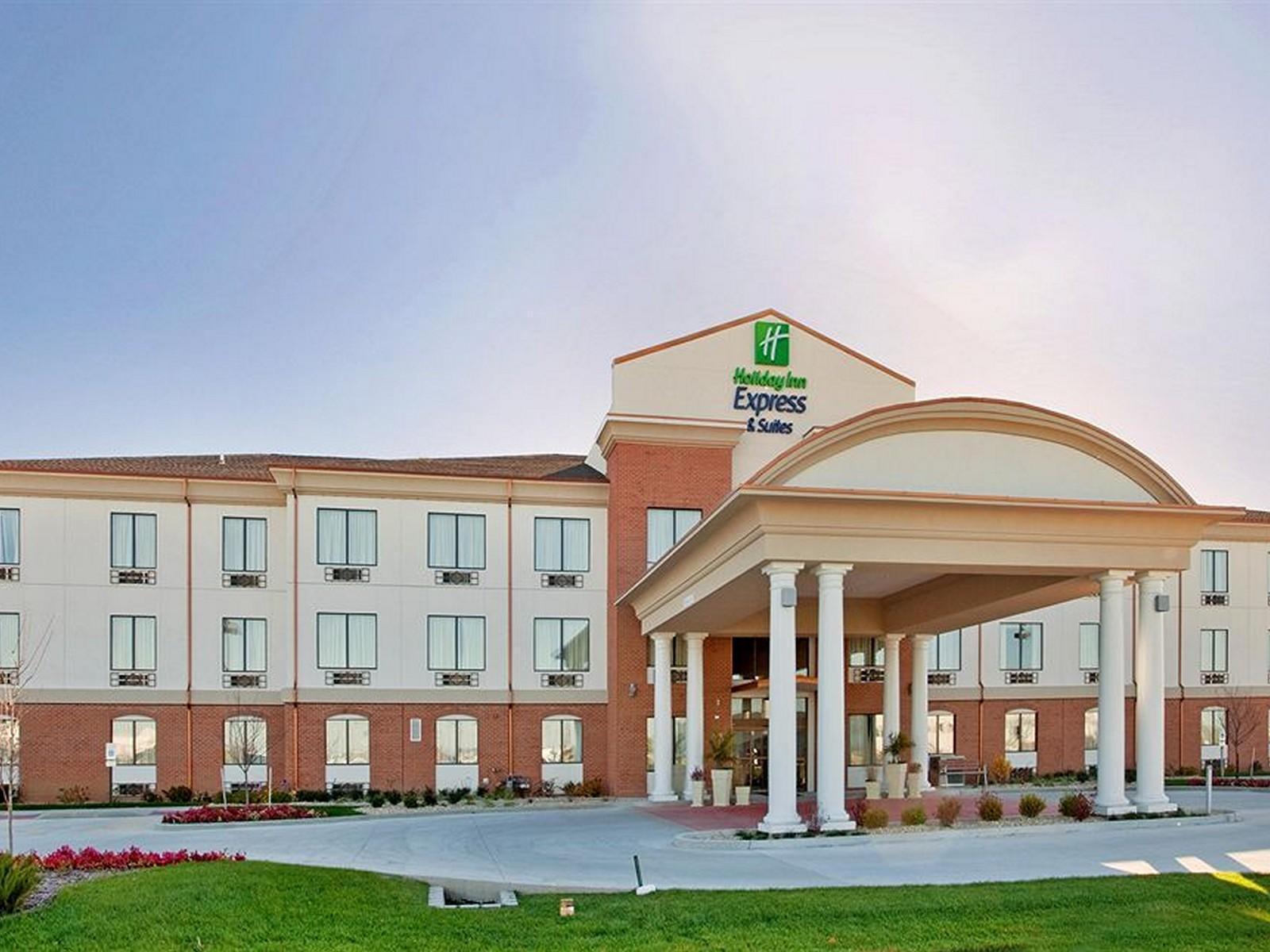 Holiday Inn Express Hotel & Suites St. Charles By Ihg Saint Charles Exterior photo