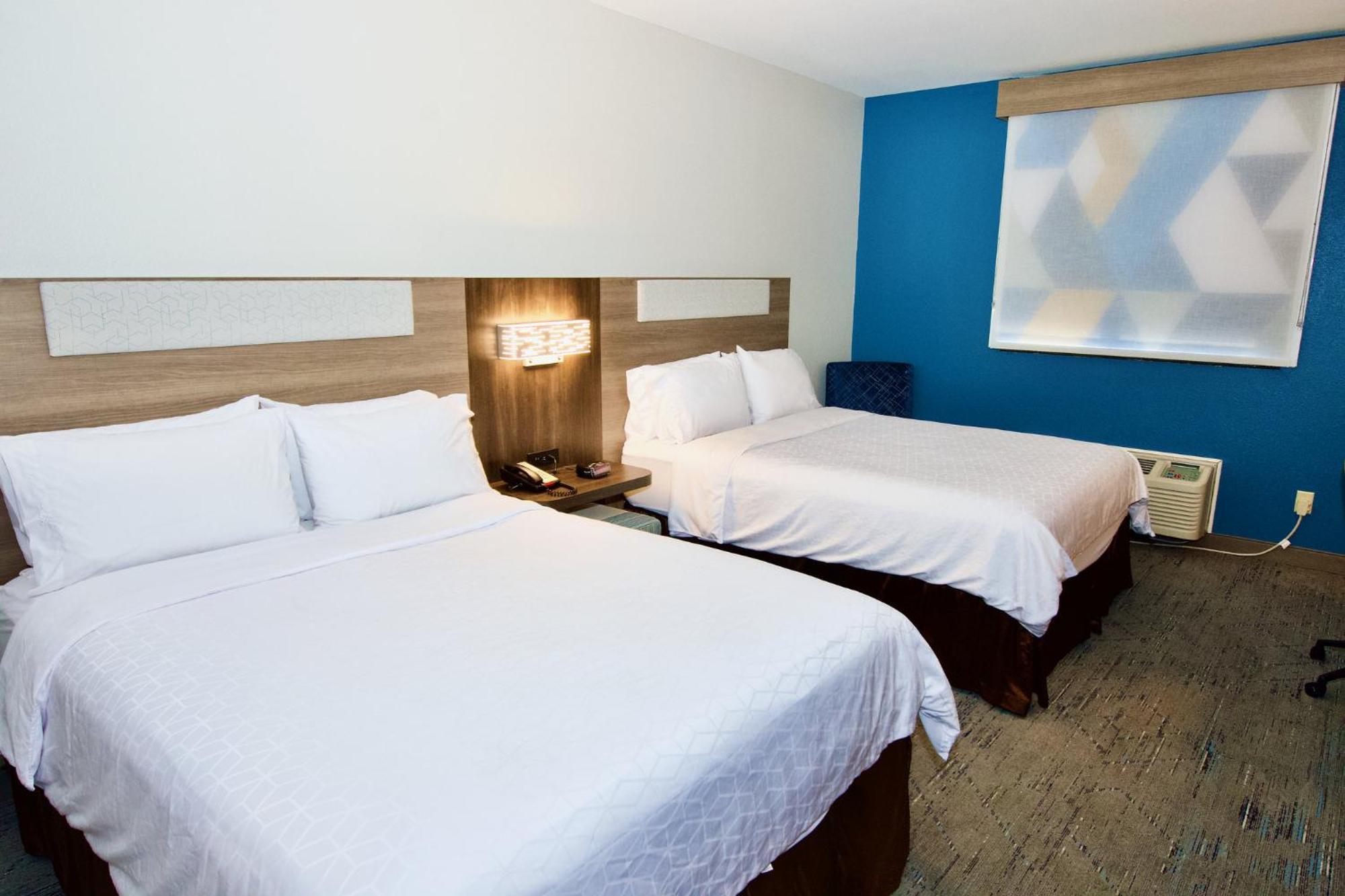Holiday Inn Express Hotel & Suites St. Charles By Ihg Saint Charles Exterior photo