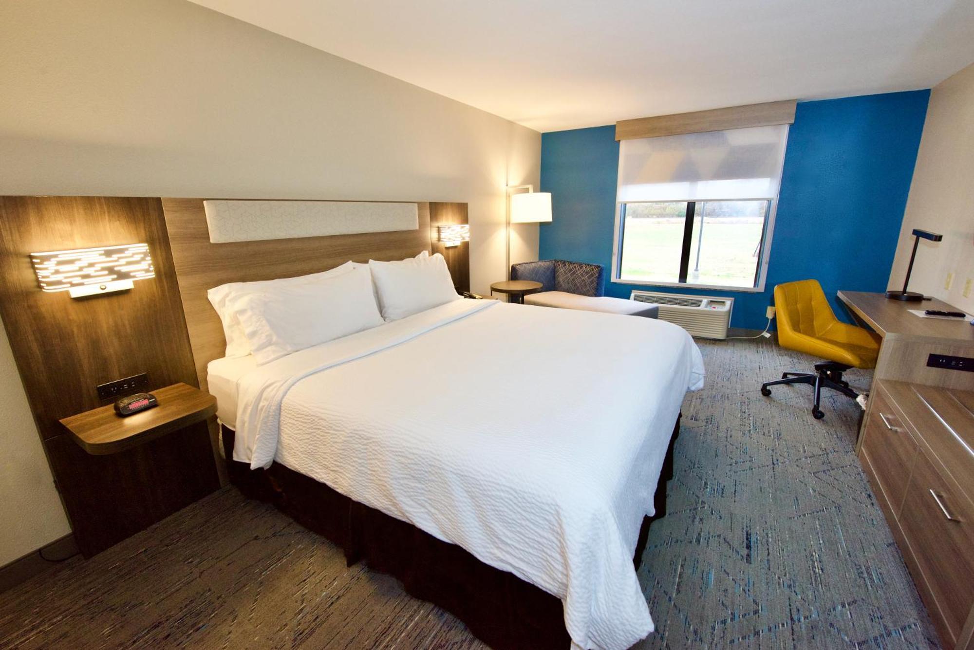 Holiday Inn Express Hotel & Suites St. Charles By Ihg Saint Charles Exterior photo